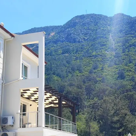 Lillyrose Villa