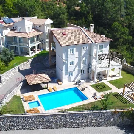Lillyrose Villa