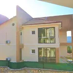 Villa Lillyrose